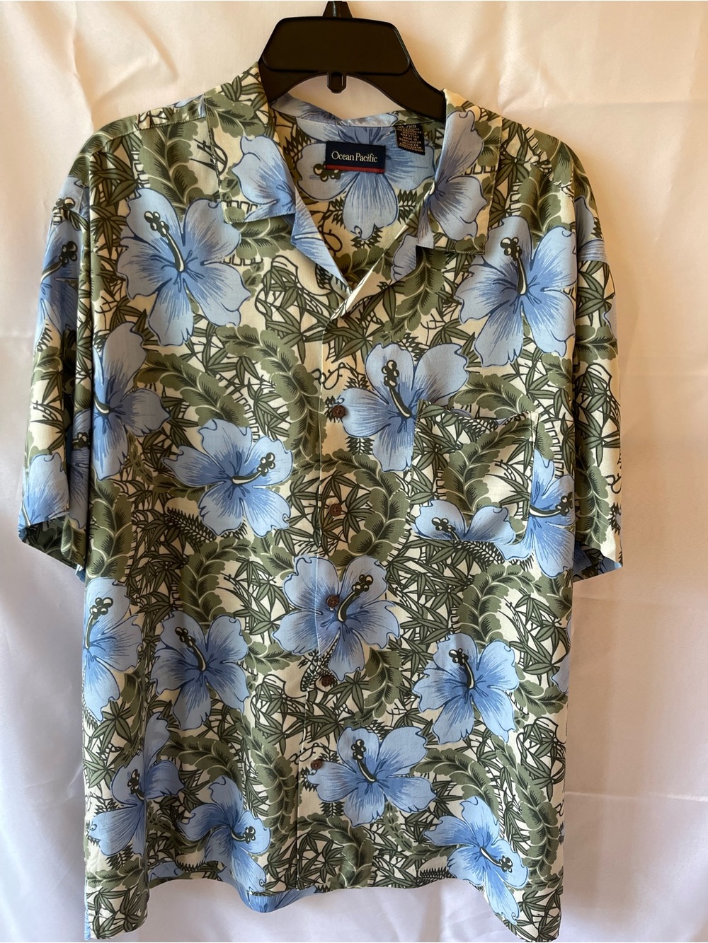 Men's Ocean Pacific Hawaiian Shirt XL Rayon Hibiscus Floral Aloha Camp Shirt